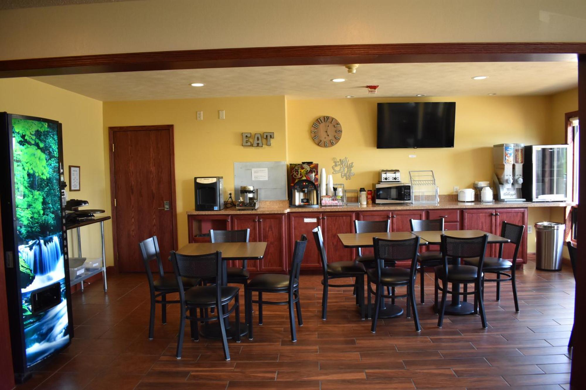 Heartland Hotel & Suites Rock Valley Bagian luar foto