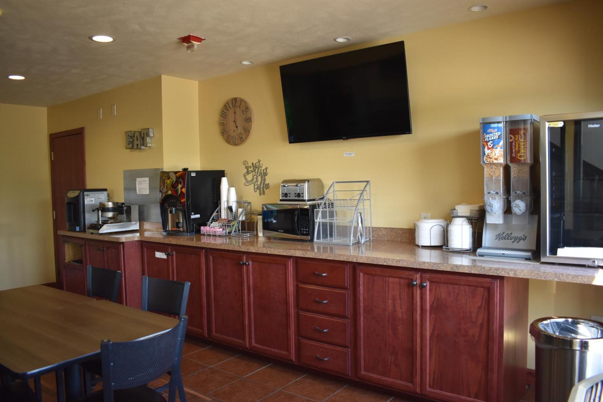 Heartland Hotel & Suites Rock Valley Bagian luar foto