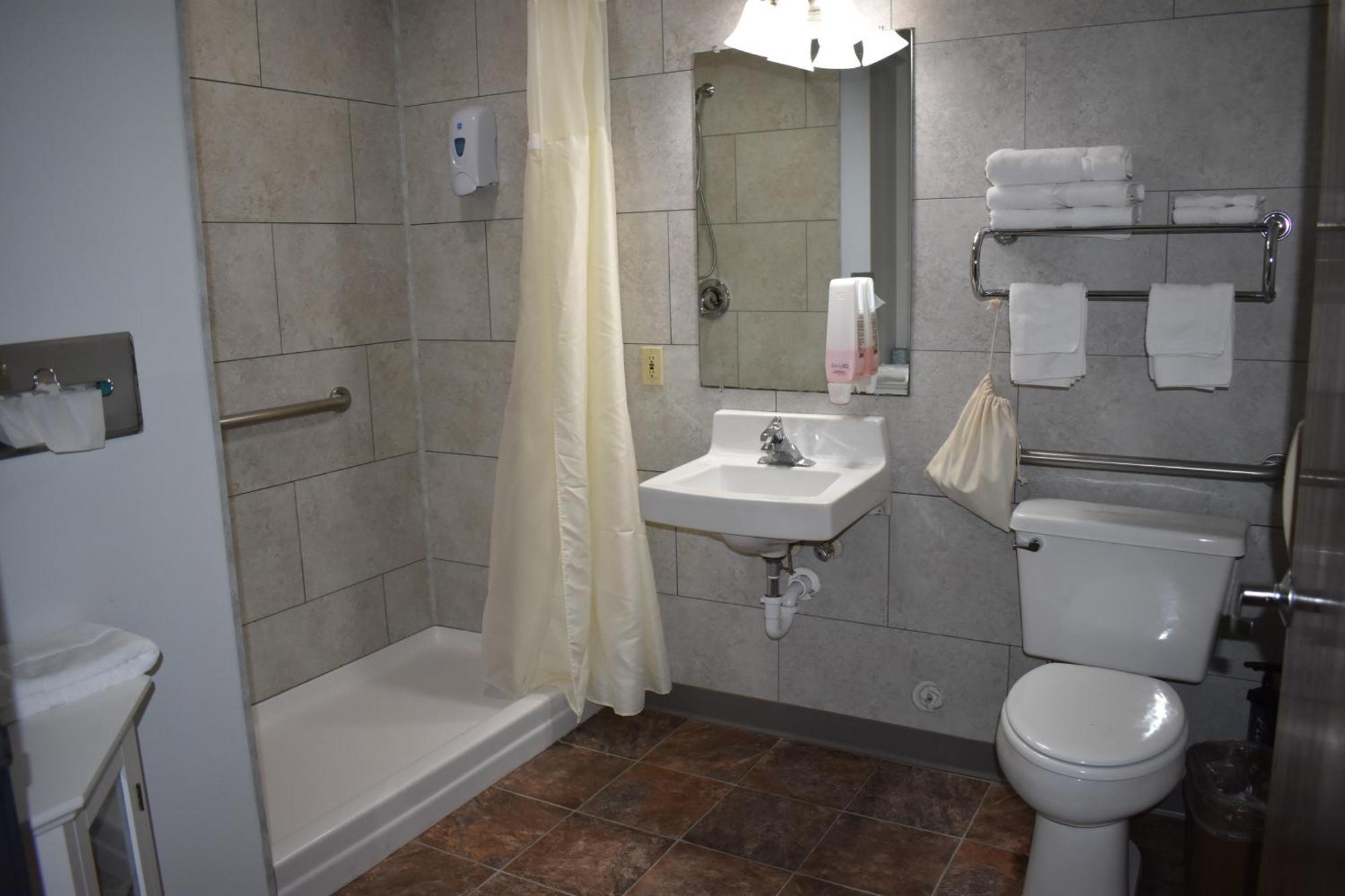 Heartland Hotel & Suites Rock Valley Bagian luar foto