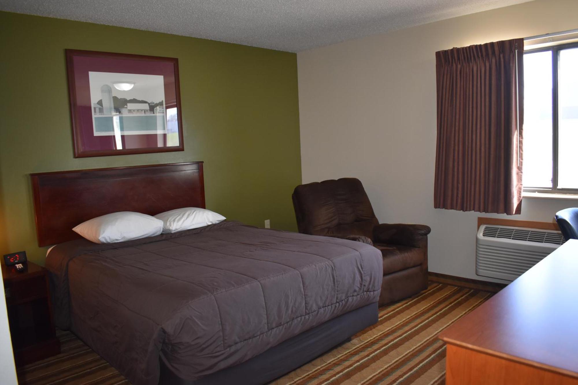 Heartland Hotel & Suites Rock Valley Bagian luar foto
